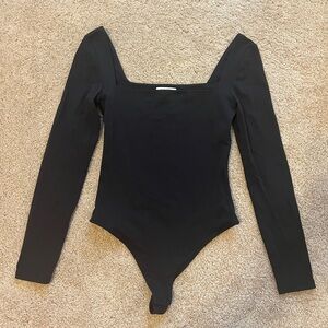 Babaton Aritzia Black Long Sleeve bodysuit!
